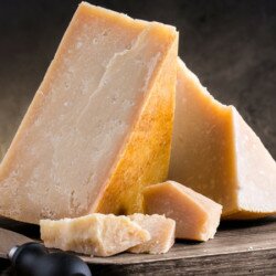 Пармезан (Parmesan)